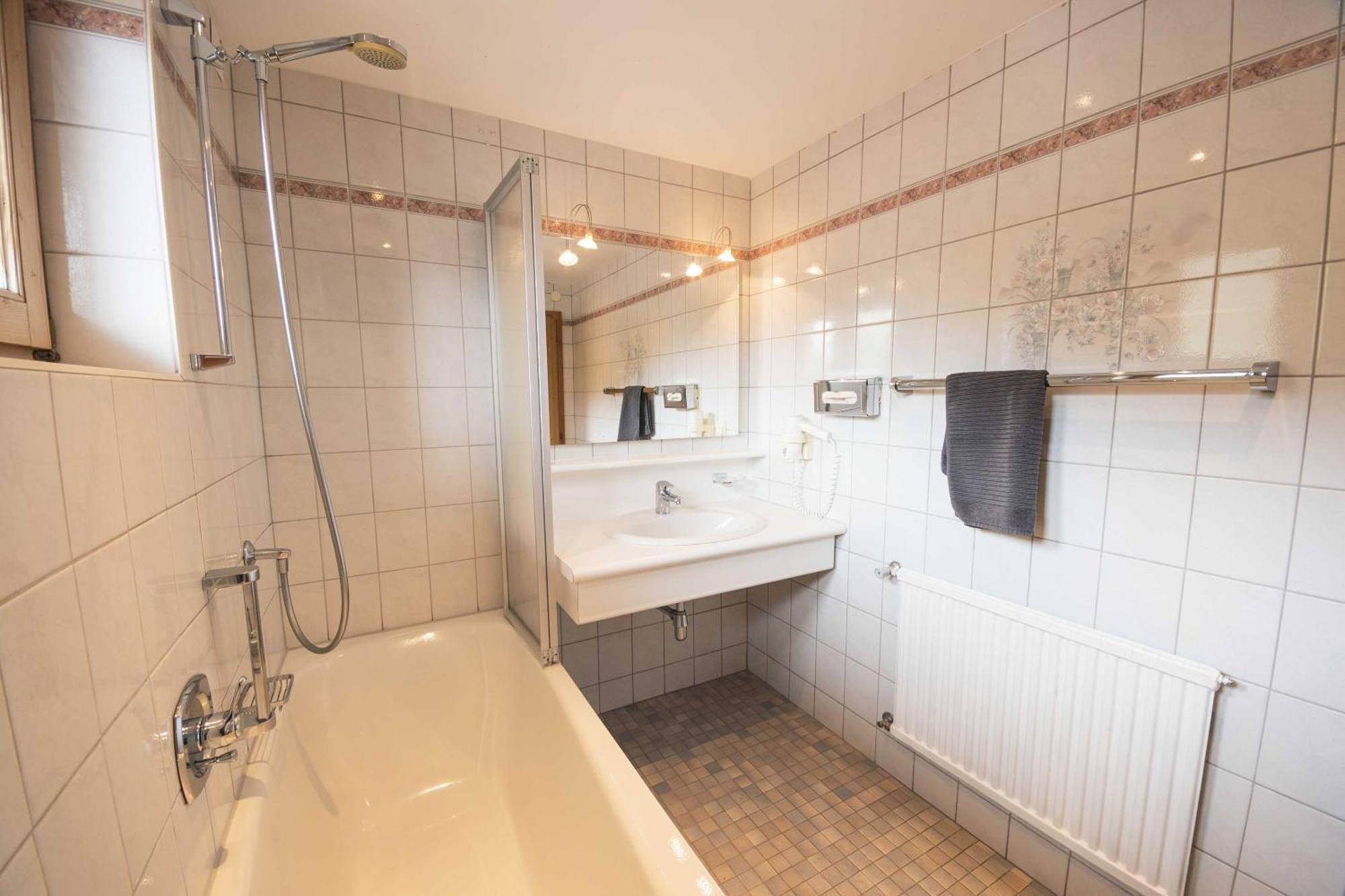 Hotel Tirolerhof Serfaus Pokoj fotografie